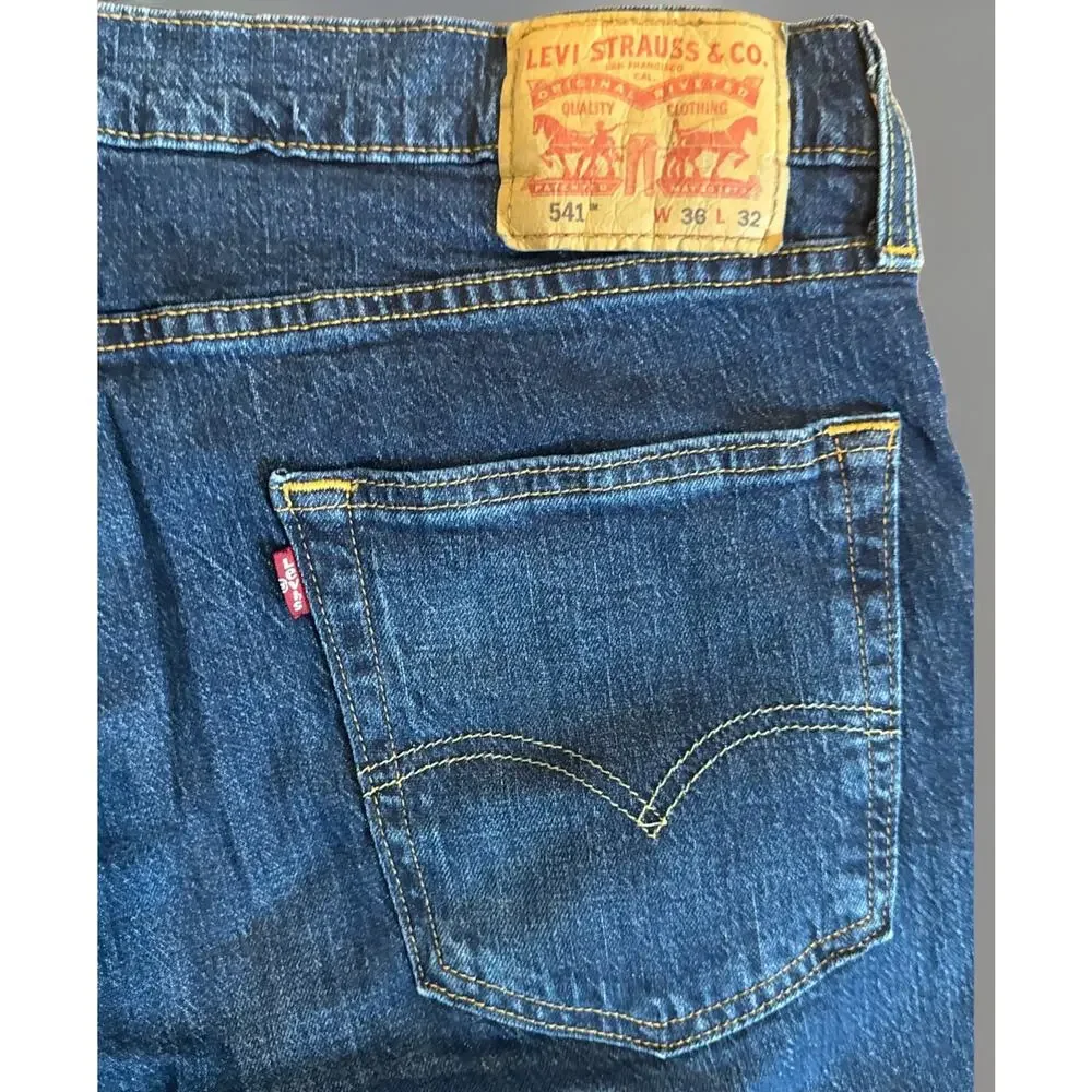 Levi's 541 Athletic Taper Jeans Mens 36x32 Blue Medium Wash Stretch Denim
